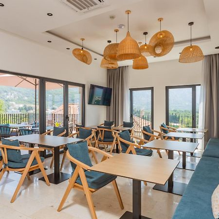 Hotel Aquilo Petrovac المظهر الخارجي الصورة