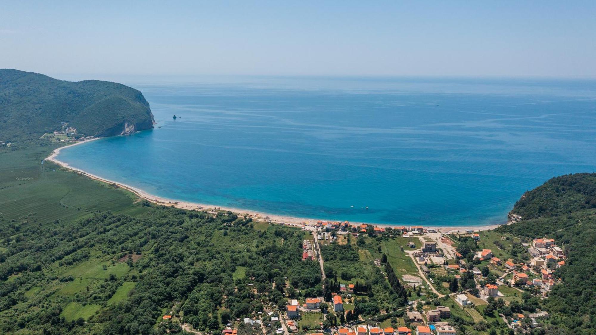 Hotel Aquilo Petrovac المظهر الخارجي الصورة