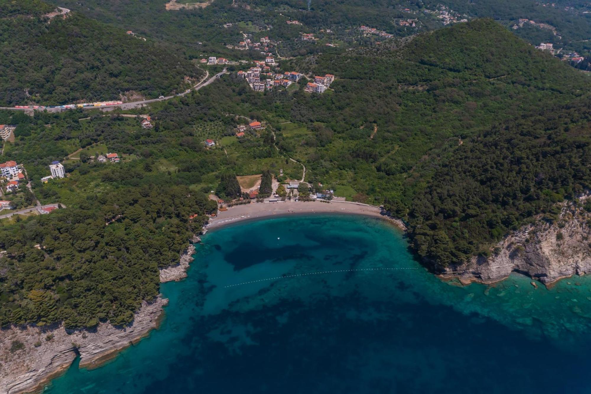 Hotel Aquilo Petrovac المظهر الخارجي الصورة