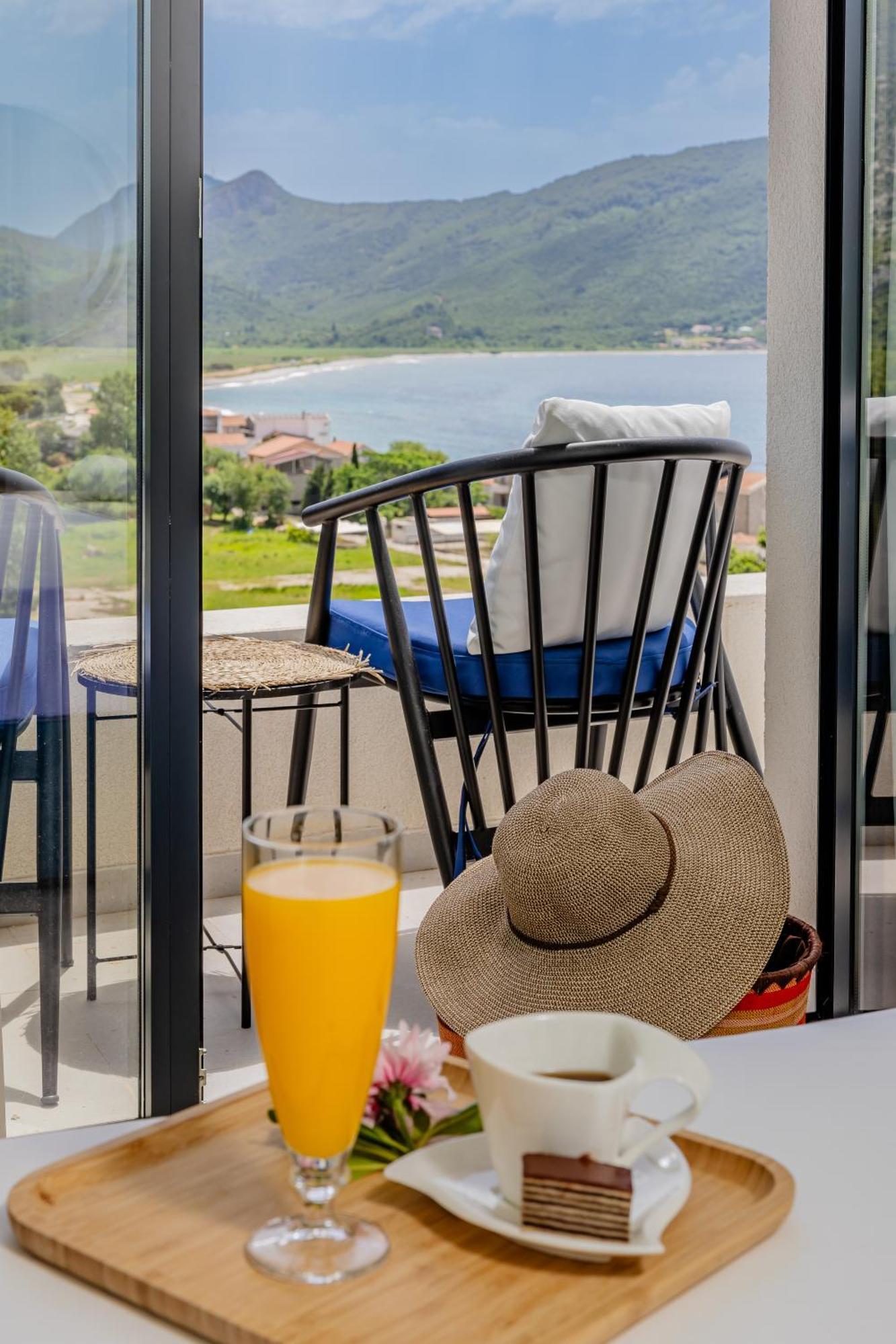Hotel Aquilo Petrovac المظهر الخارجي الصورة